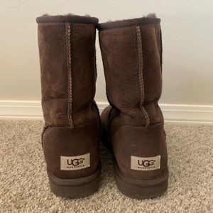 UGG classic short boots women’s size 10 dark brown